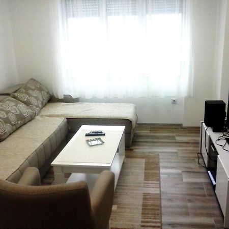 Apartman Veljic Nis Exterior photo