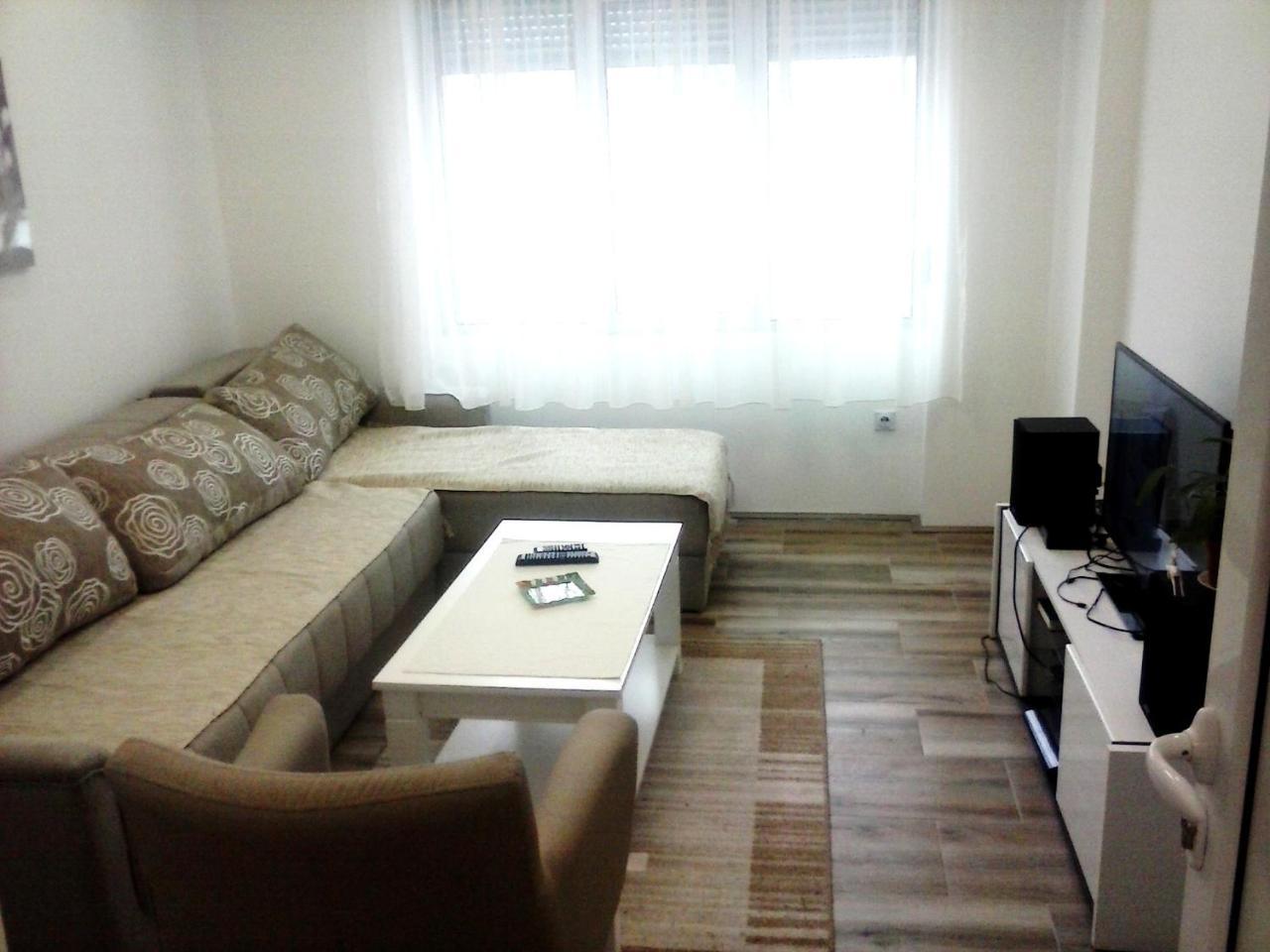 Apartman Veljic Nis Exterior photo