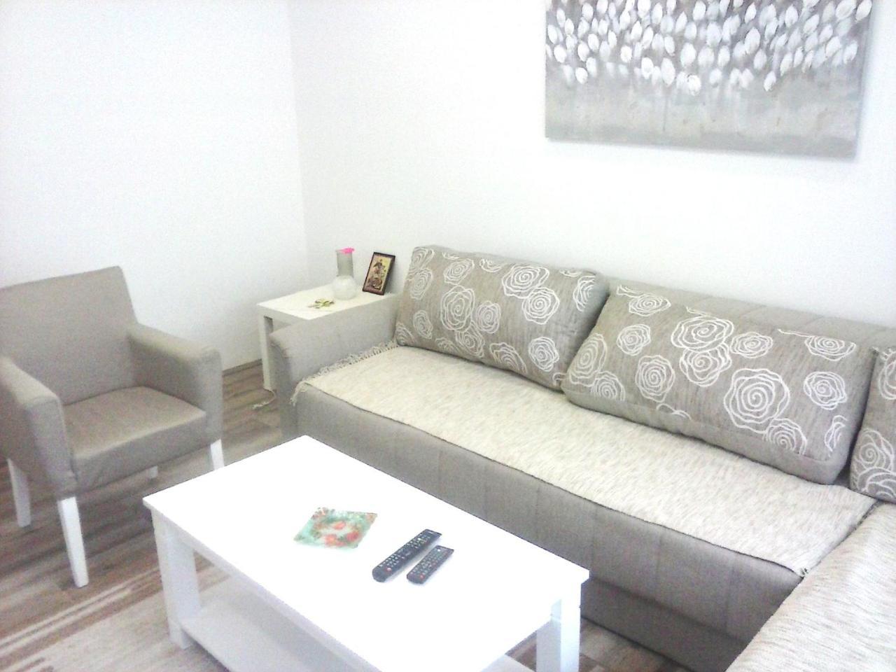 Apartman Veljic Nis Exterior photo
